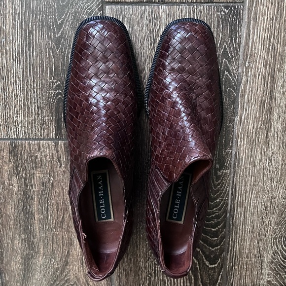 COLE HAAN leather woven brown loafers - Picture 2 of 16